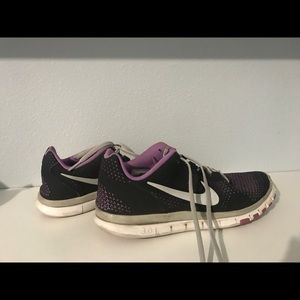 Running shoes